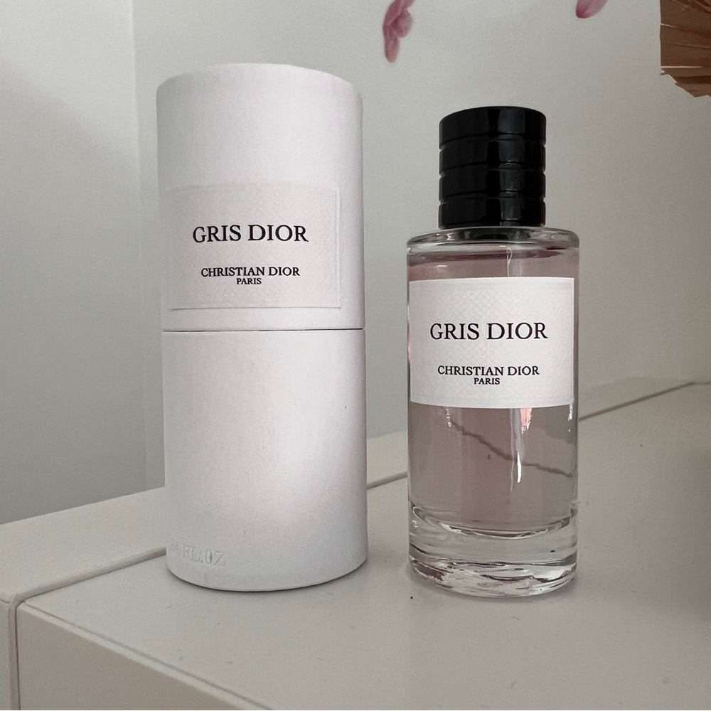 BRAND NEW Dior Montaigne - Gris Dior